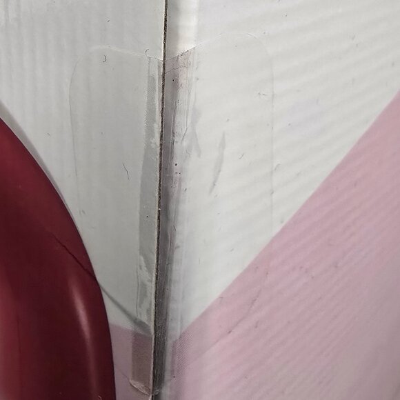 NEW - Cricut EasyPress Mini, Raspberry - Picture 3 of 3